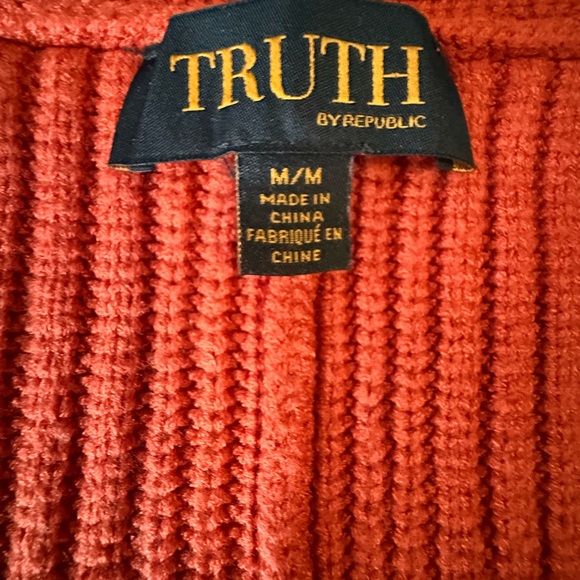 ✨ Truth by Republic Burnt Orange V Neck Sweater Size M - Picture 5 of 8